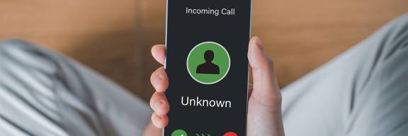 Incoming call from an unknown number on a mobile phone